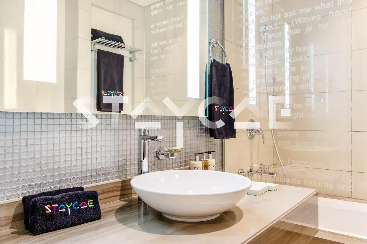 Staycae Paramount Towers Dubai 0*,