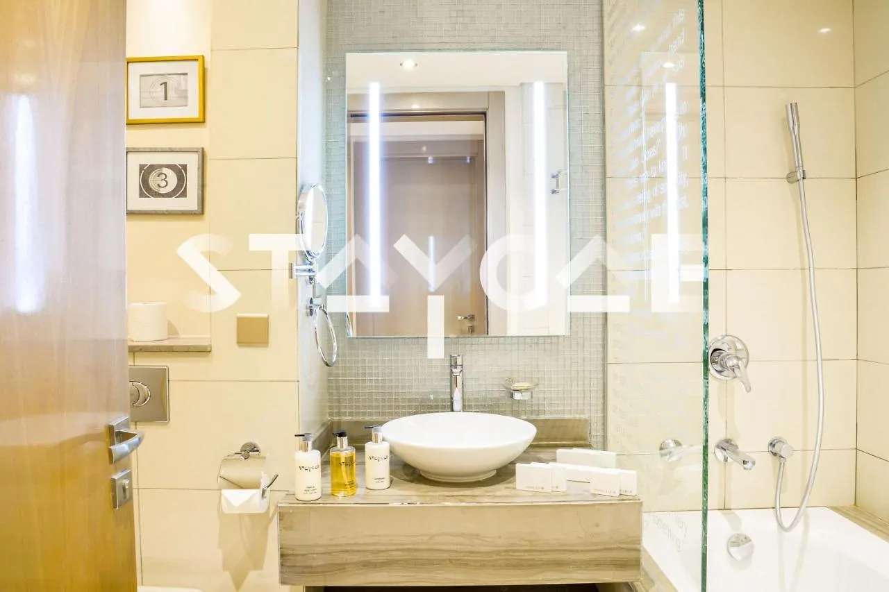 Staycae Paramount Towers Dubai United Arab Emirates
